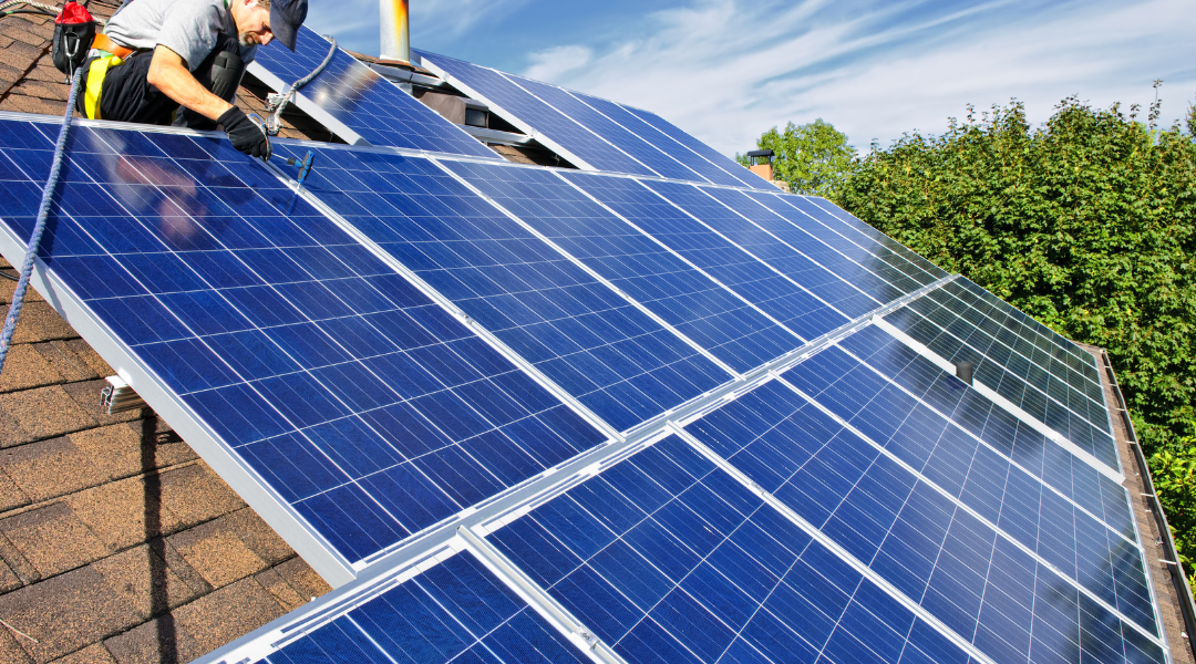 Essential Guide for North Texas Homeowners Considering Solar Panels